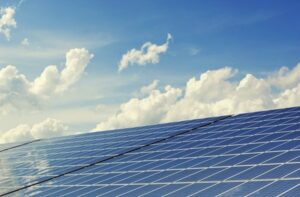 Everything to Consider When Hiring a Solar Service for Homes