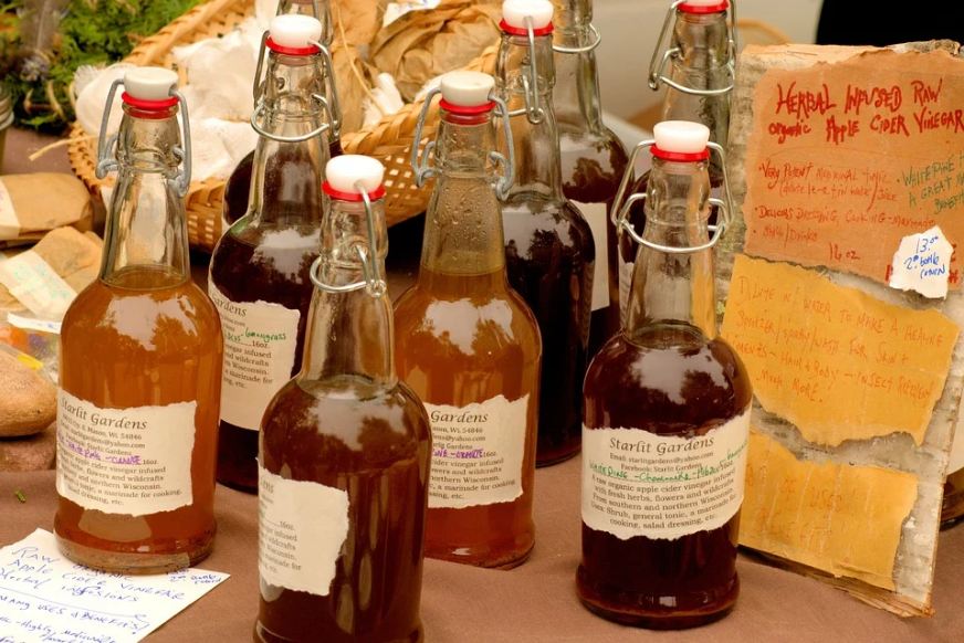 Top Benefits of Apple Cider Vinegar
