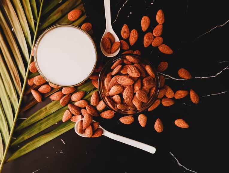 What-Exactly-Is-Almond-Milk