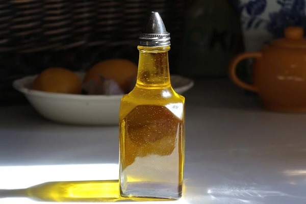 What are the Different Types of Cooking Oils